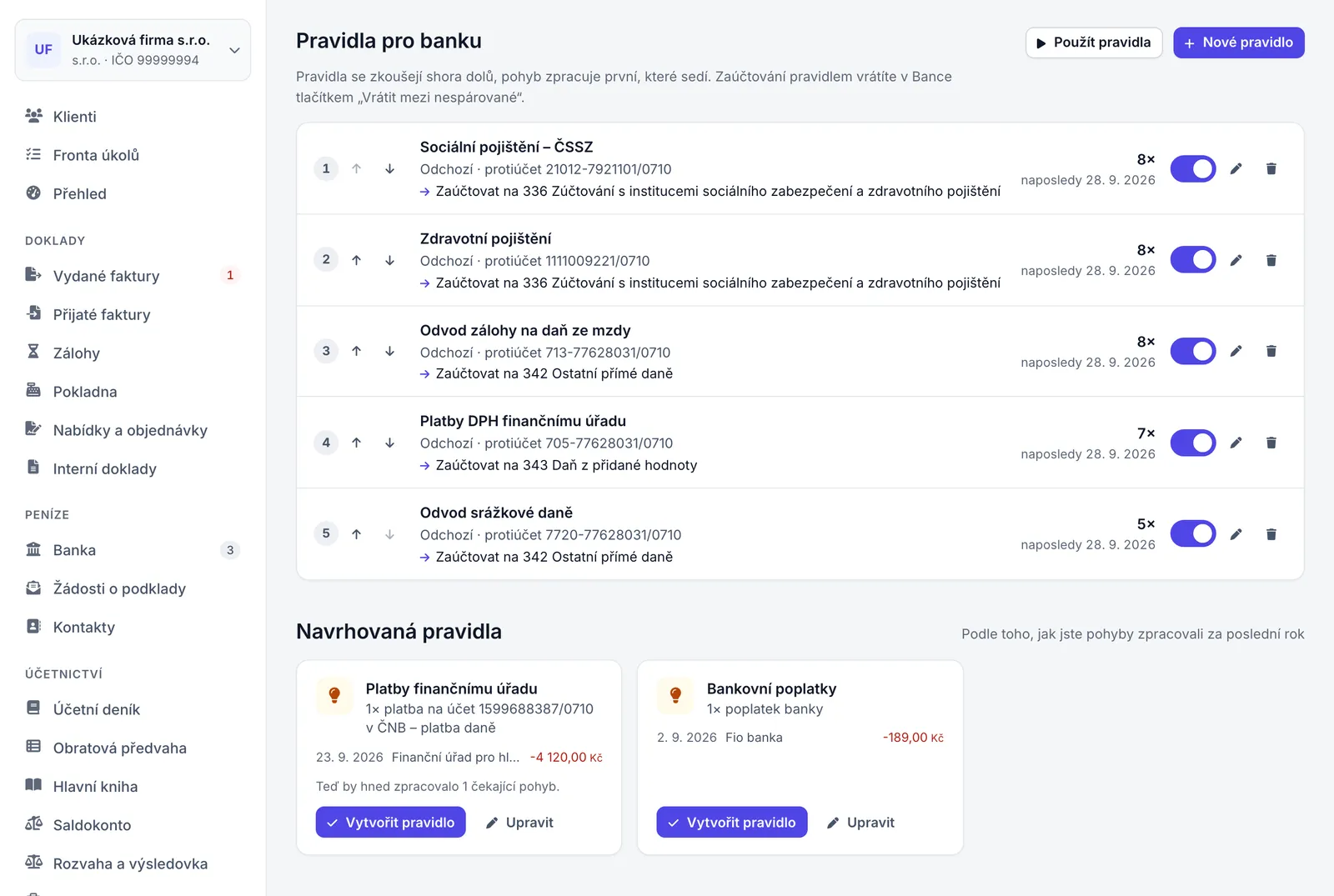 Seznam Pravidla pro banku s pořadím, podmínkami, akcí a počtem použití a pod ním karty Navrhovaná pravidla.